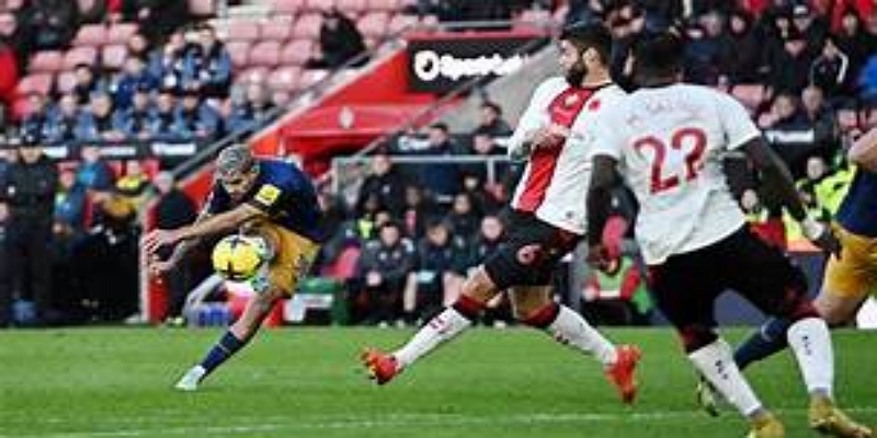 ag官网解析：瑞秋·罗加盟意义与球队战略升级-ag官网